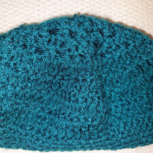 Teal Knit Beanie Hat Winter Cap Handmade Crocheted Warm Headwear One Size - Picture 6 of 10